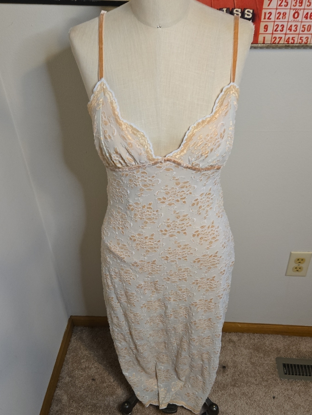 Frederick's of Hollywood Ivory and Peach Lace Slip
